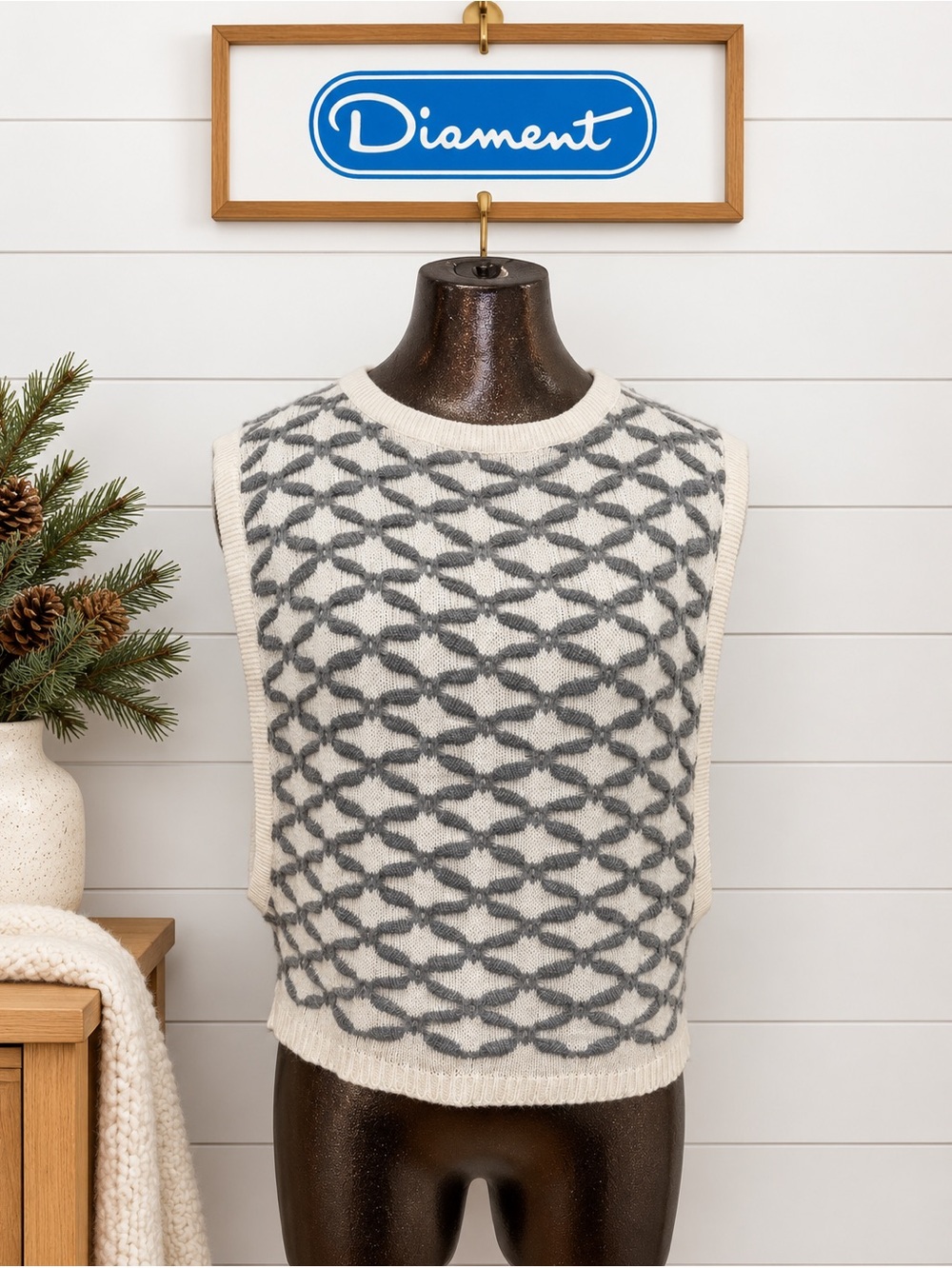 DIAMENT | Vintage Knit Sweater Vest | Estimated Size S